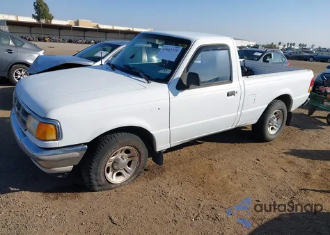1994 Ford Ranger z USA, uszkodzony, nr VIN 1FTCR10A0RPB22332